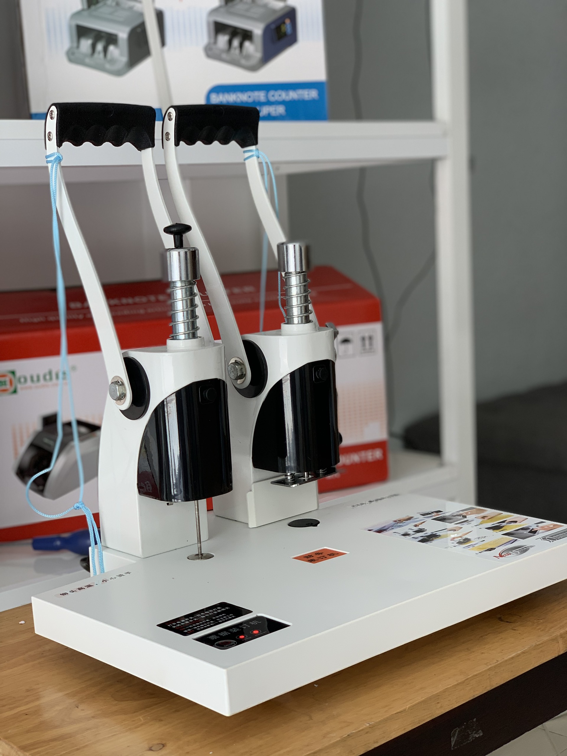 may-khoan-chung-tu-oudis-558-2